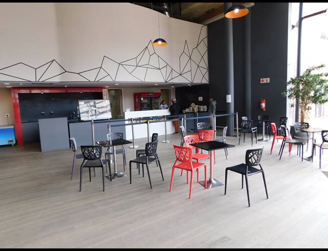 500M² OFFICE TO LET IN FERNDALE